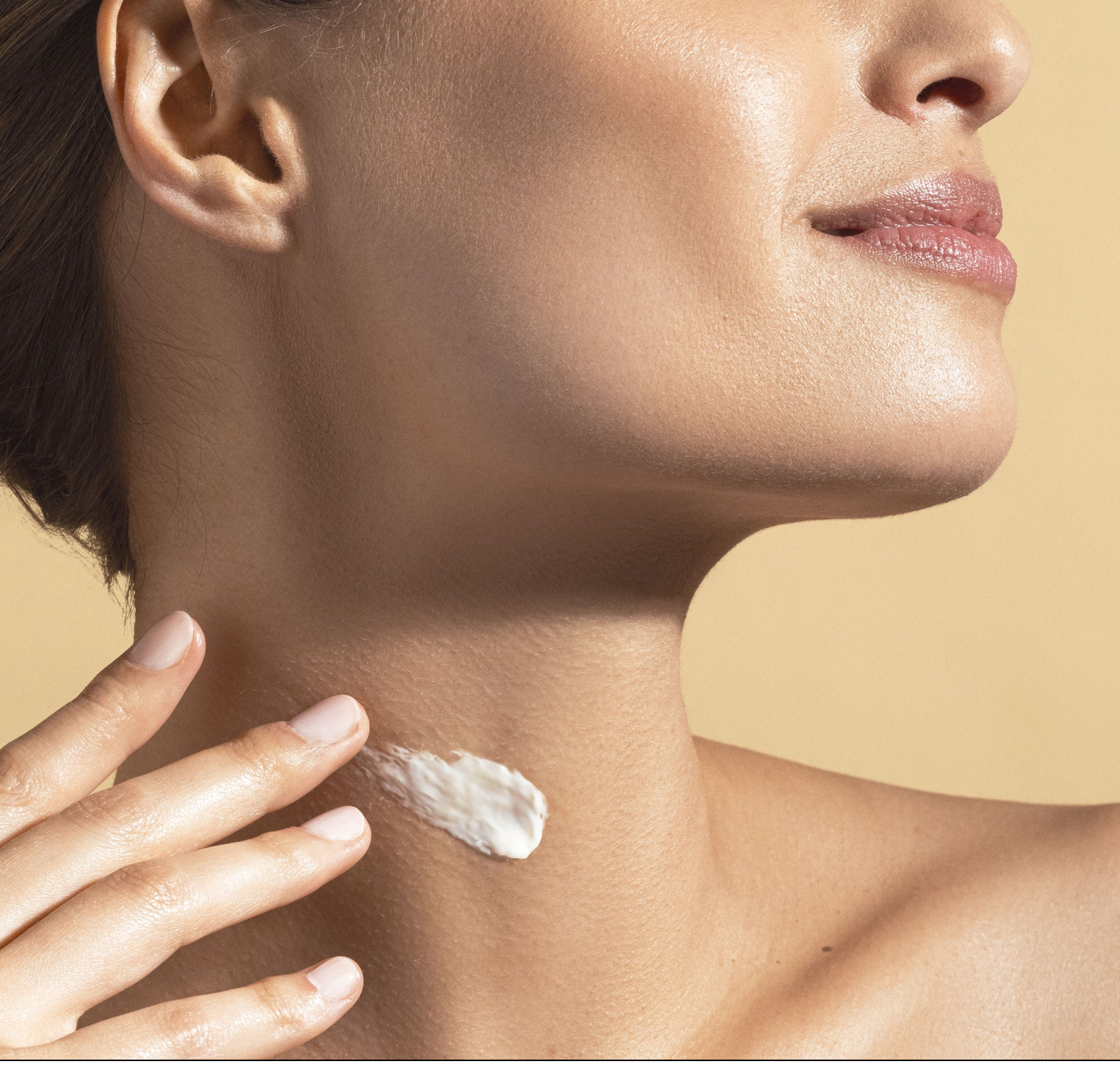 Facial deluxe  rostro  cuello y escote con terapia celular Cellcosmet